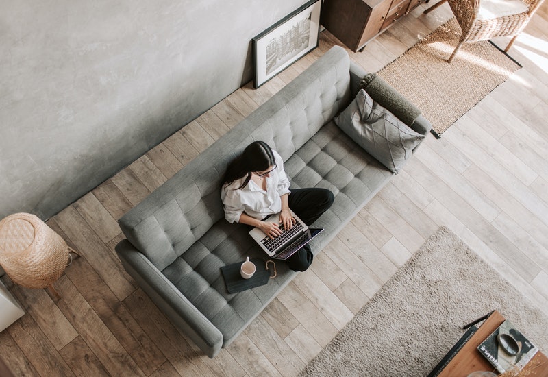 pexels-vlada-karpovich-4050303