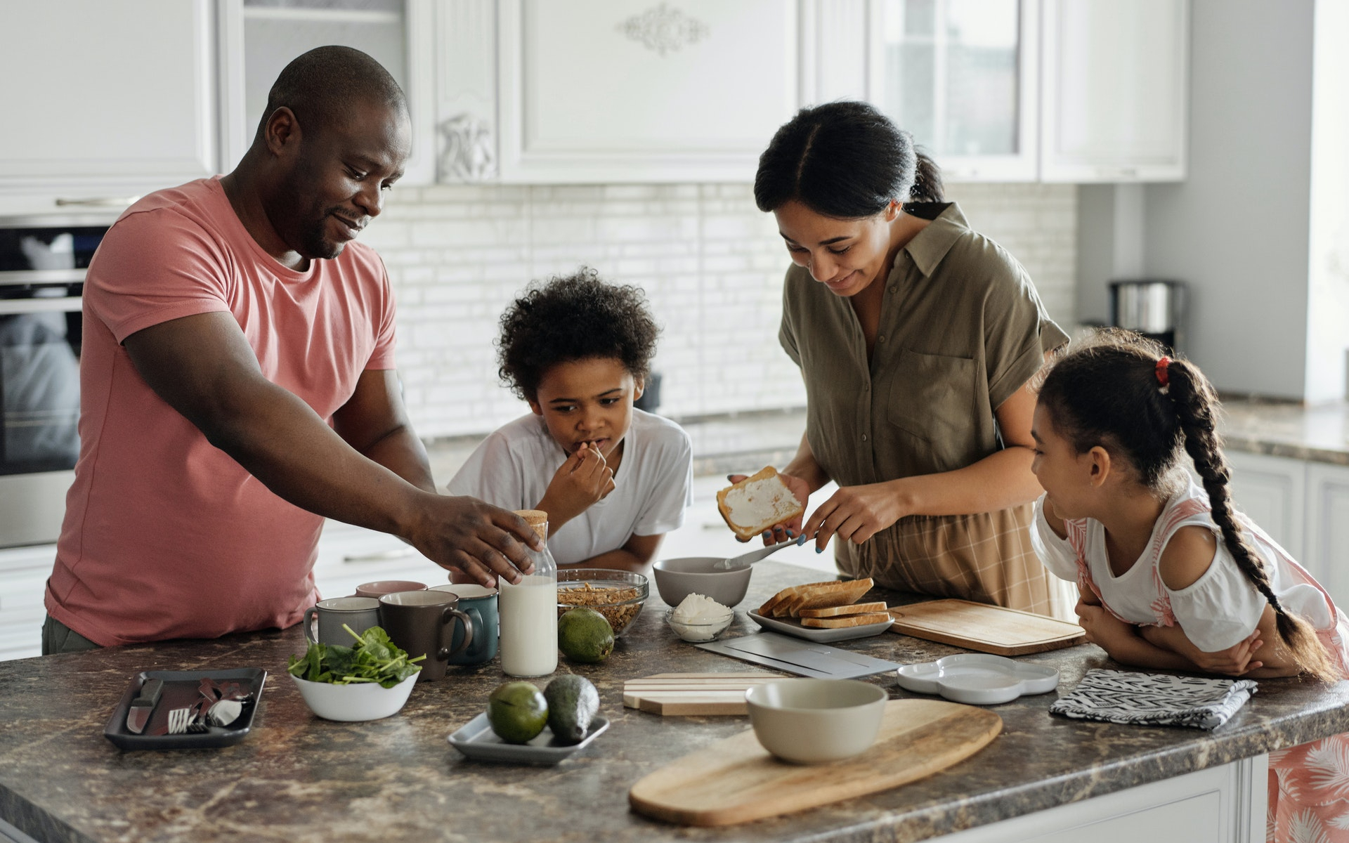 pexels-august-de-richelieu-4259140-site