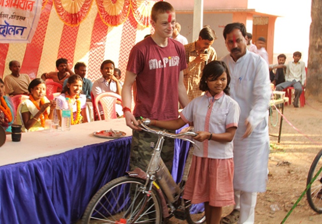 0b3de58d57f045dd7a04f3b704d57779