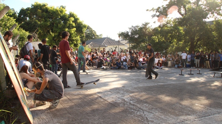 asilo-skate-street-porto-alegre-criatividade-smile-flame-surfari-vídeo-old-school-campeonato-diferente-velhos-padre-cacique-3