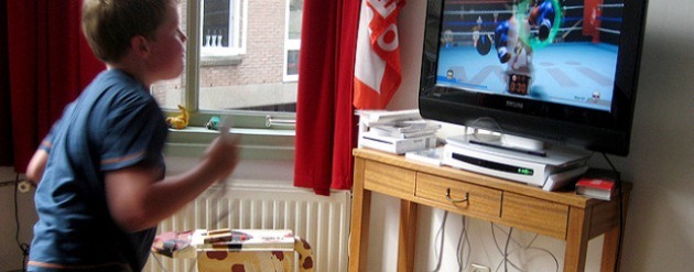 kidplayingwii_620x350