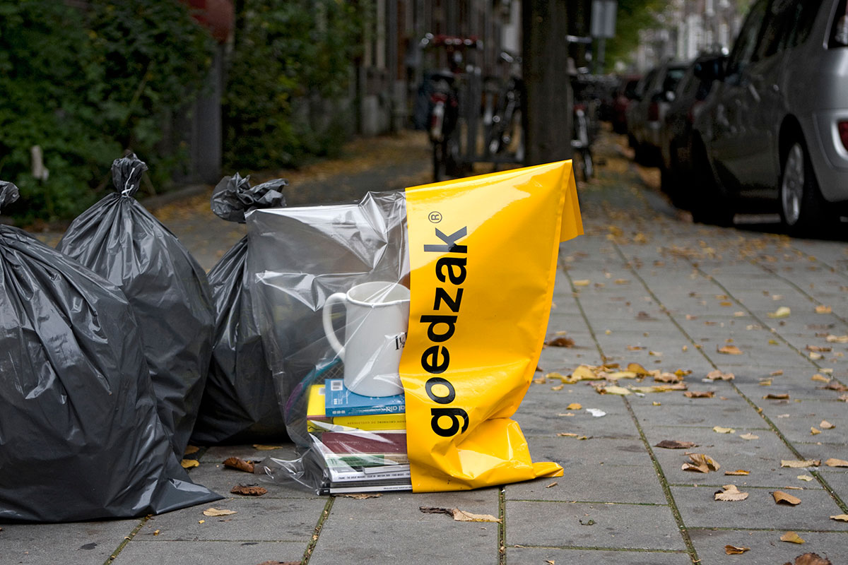 e74233b7063e87c3c3e5f4c1c6ceaf52